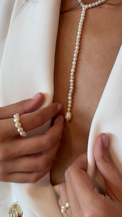 Summer pearl necklace